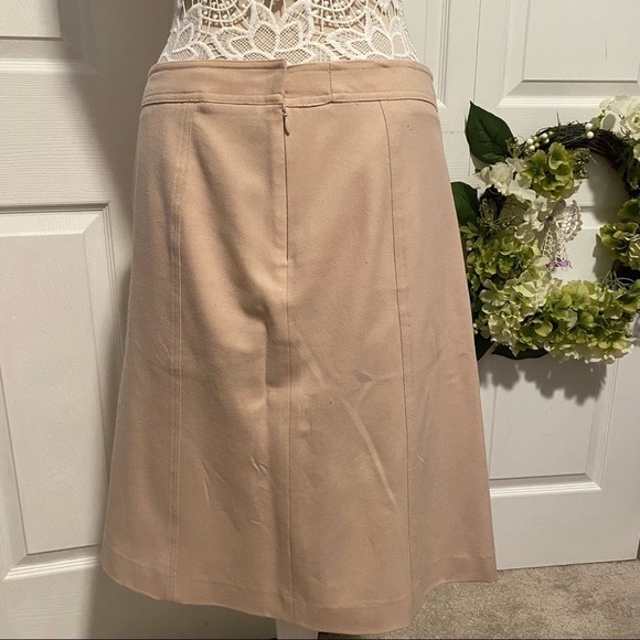 Theory Wool Knee length Skirt Zip & Button Closure Neutrals Brown size M US 6 - Picture 5 of 8
